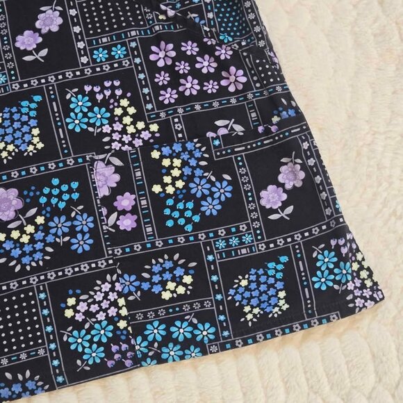 Scrub top Women's uniform outlet front Pockets crossbody ribbing size XL - Picture 2 of 6